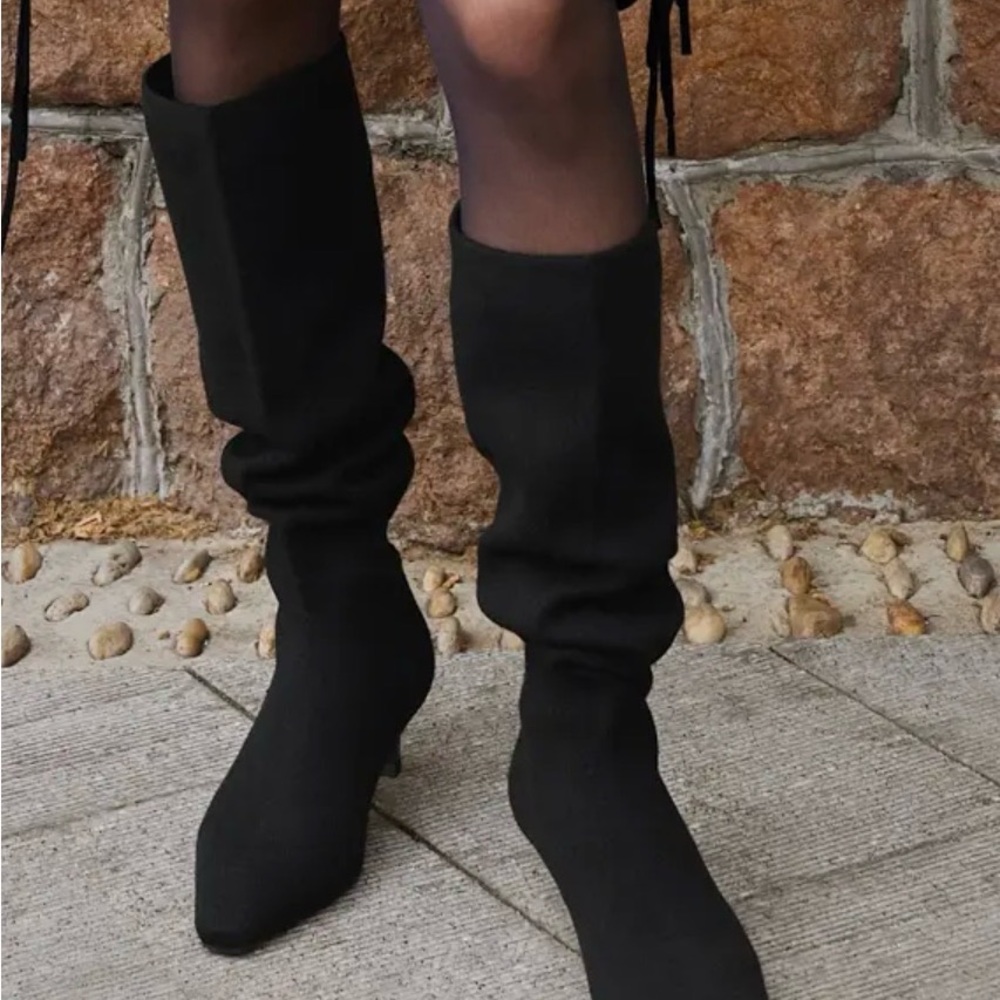 NWT Vaneli Boots 9M MSRP $200
RARE NOW $97